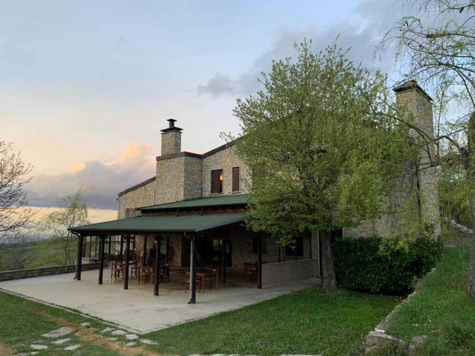 Terrae Eremis: Ristorante, Bar, B&B Roccamorice 外观 照片
